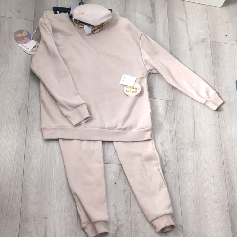 Cozy Cream Sweatshirt and Joggers Set